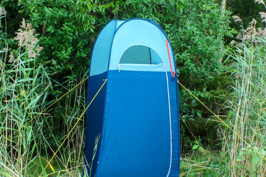 privacy shelter for a portable toilet