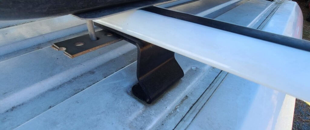 roof rack mounting points