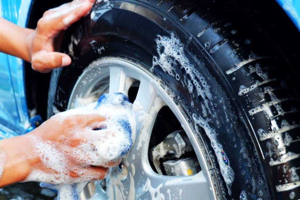 cleaning tires