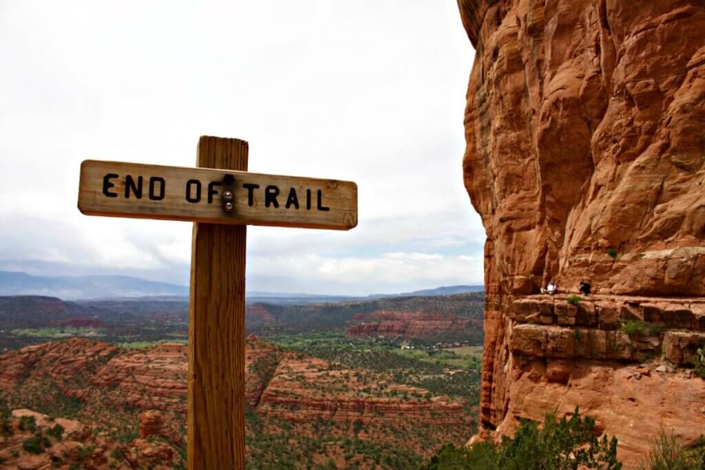 end of trail sign up on Cathedral rock near Sedona