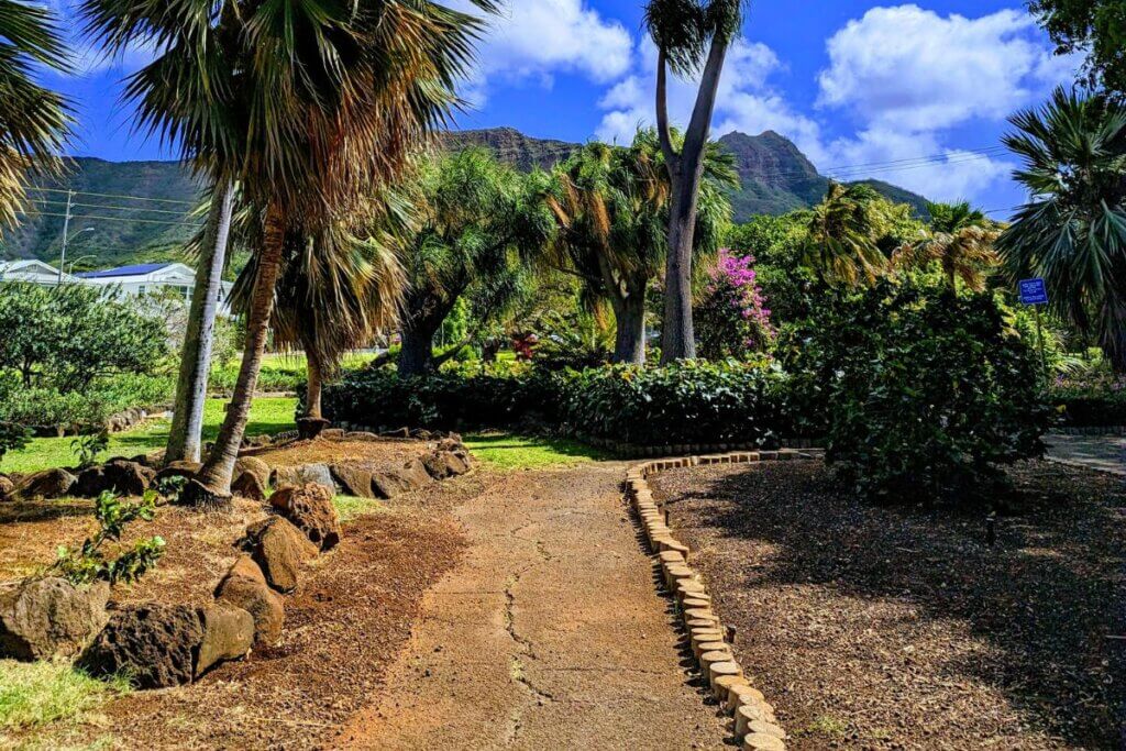 a view of Diamond head from Queen Kapiolani Garden in Oahu Hawaii