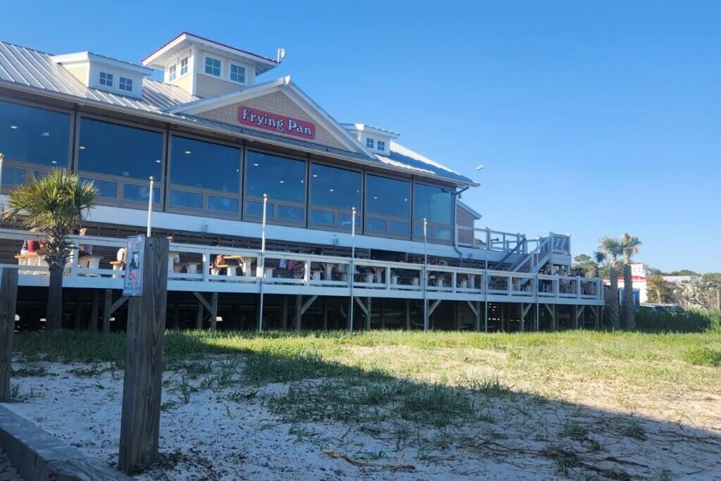 Frying pan: place to eat near Oak Island